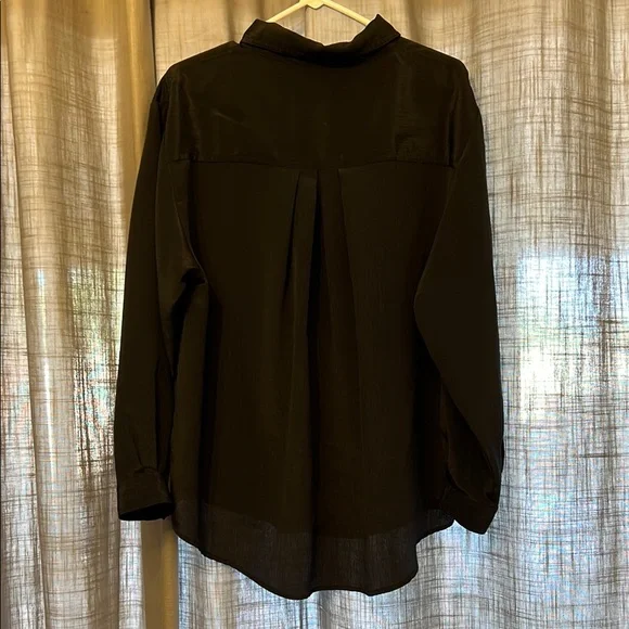 Classic Black Button Down Blouse - Picture 4 of 4